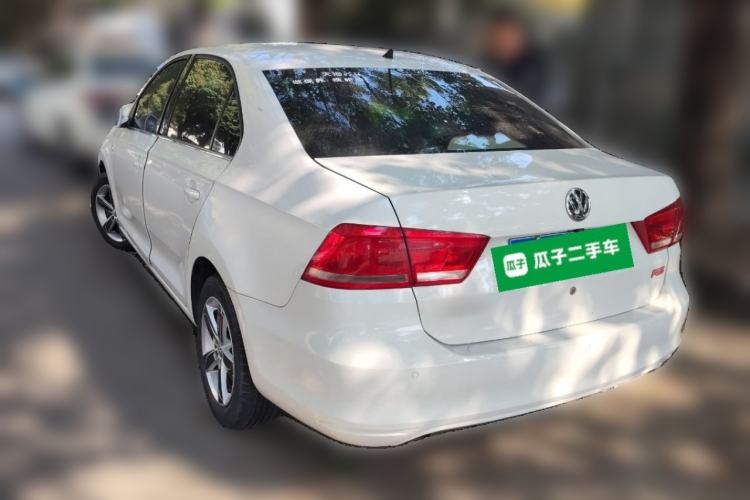 Used Volkswagen Santana 2015 1.6L Manual Comfort Edition