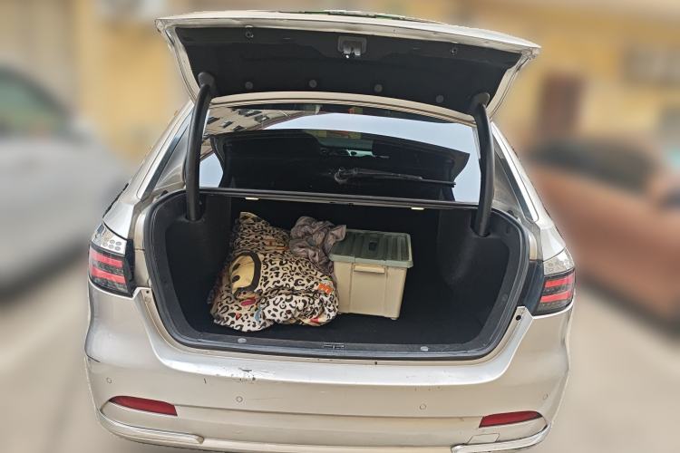 Used Denza 2017 Honor Edition
