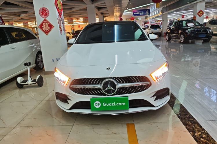 Used Mercedes-Benz A-Class 2022 Second Facelift A 200 L Sport Sedan Fashion Version Front