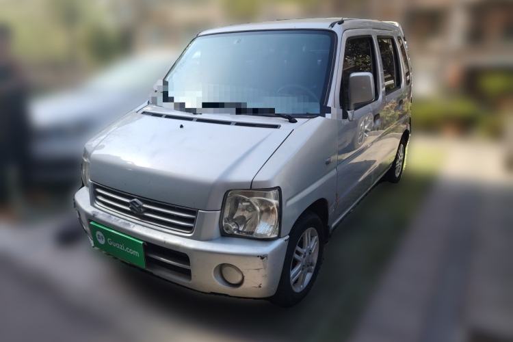 Used Suzuki Wagon R 2013 Venture Edition 1.0L Manual - Practical Model 3