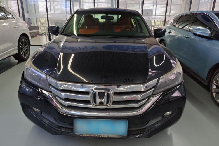 Used Honda Accord 2015 2.0L LX Comfort Edition Front