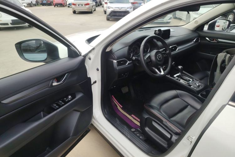 Used Mazda CX-5 2021 2.0L Automatic Two-Wheel Drive Smart Version
