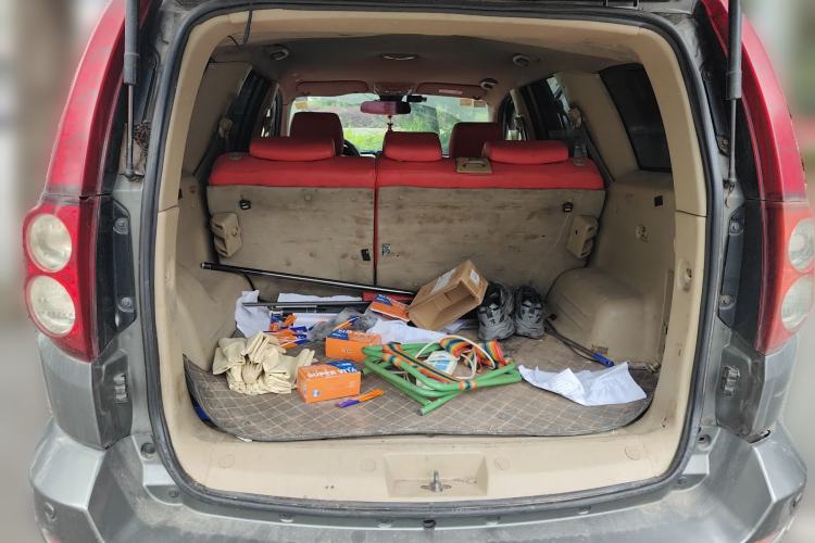 Used Haval H5 Classic 2010 European-style Version Green & Quiet 2.0T Manual Two-Wheel Drive Comfort Edition