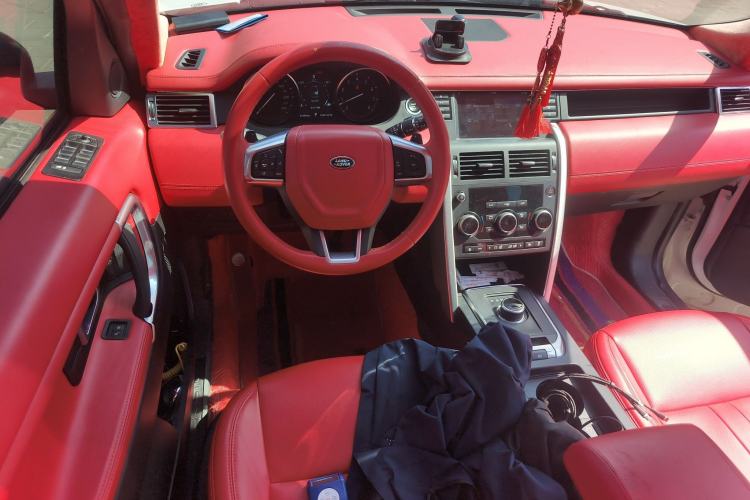 Used Land Rover Discovery Sport 2019 240 PS SE Version China V Standard