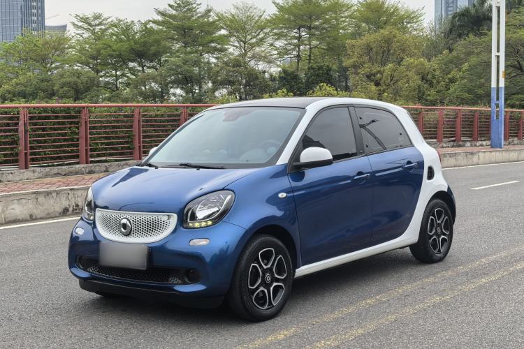 Used smart forfour 2018 0.9T 66 kW Pioneer Edition