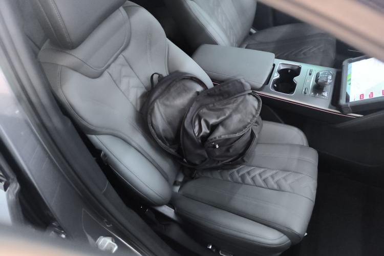 Used BYD Song L DM-i 2025 Intelligent Driving Version 160 km Beyond-Range Type