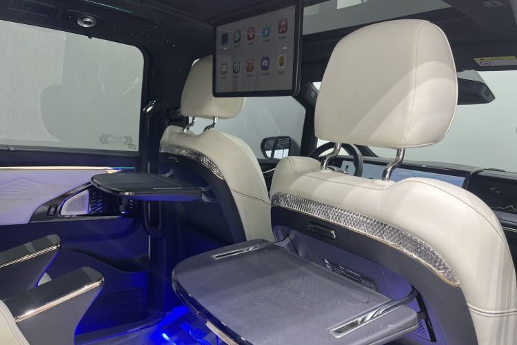 Used GAC Trumpchi M8 2023 Zongshi Series Dual-Motor YuZun Edition
