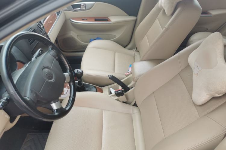 Used Buick Excelle 2011 1.6 LE-MT
