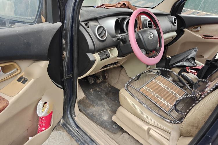 Used CHANGAN KAICHENG Ounuo S 2014 1.3L Happiness Model Driver Seat