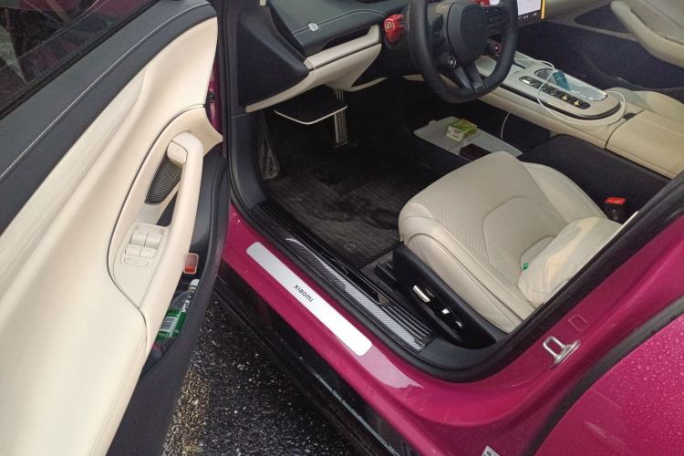 Used Xiaomi Auto SU7 2024 Four-Wheel Drive Ultra-Long Range Advanced Intelligent Driving Max Edition