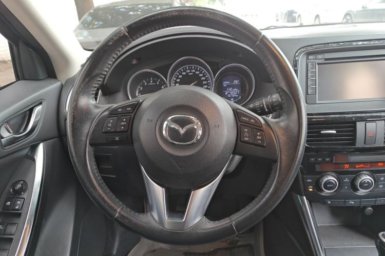Used Mazda CX-5 2013 2.5L Automatic 4x4 Luxury Version Steering Wheel