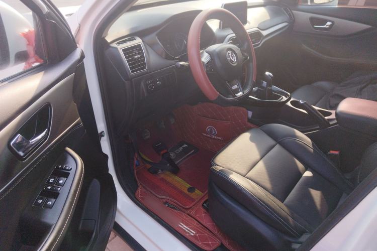 Used Dongfeng Fengon S560 2019 1.8L Manual Urban Model Driver Seat