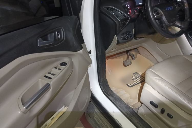 Used Ford Kuga 2013 2.0L GTDi Four-Wheel-Drive Elite Model
