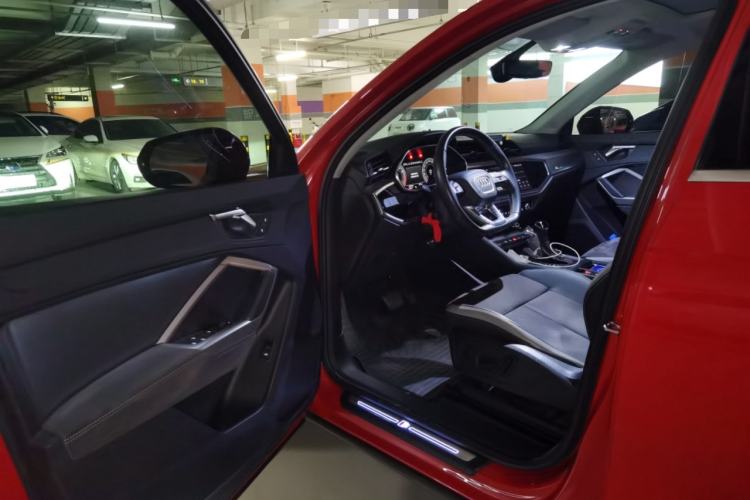 Used Audi Q3 2022 35 TFSI Fashion Dynamic Model