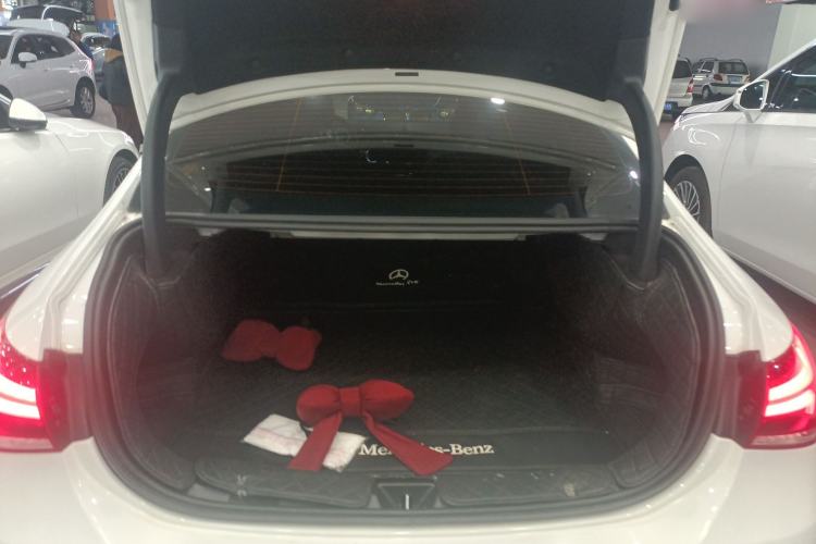 Used Mercedes-Benz A-Class 2022 Restyled A 200 L Sport Sedan Fashion Version
