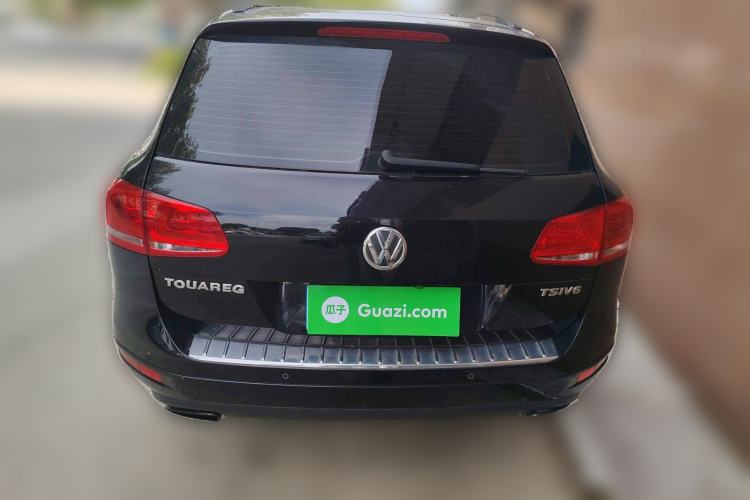 Used Volkswagen Touareg 2011 3.0 TSI Standard Version Rear