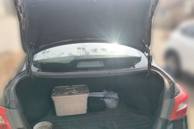 Used Nissan Sylphy 2016 1.6XE CVT Comfort Edition Trunk