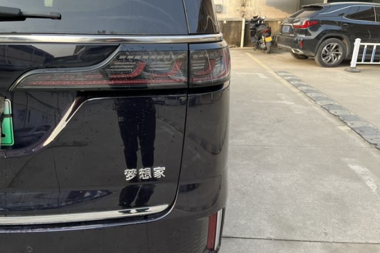 Used VOYAH Dream 2022 Low-Carbon Edition Dream+ Smart Enjoyment Package