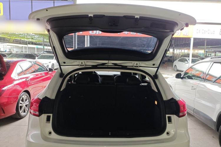 Used Haval F5 2020 1.5T DCT iXuan Trunk