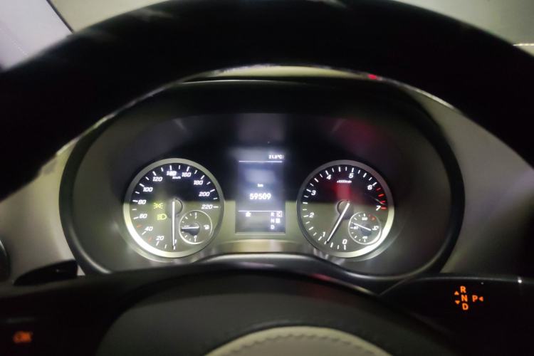 Used Mercedes-Benz Vito 2021 2.0T Business Version 7 Seats