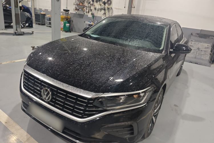 Used Volkswagen Passat 2025 Premium Version 380TSI Dragon Edition