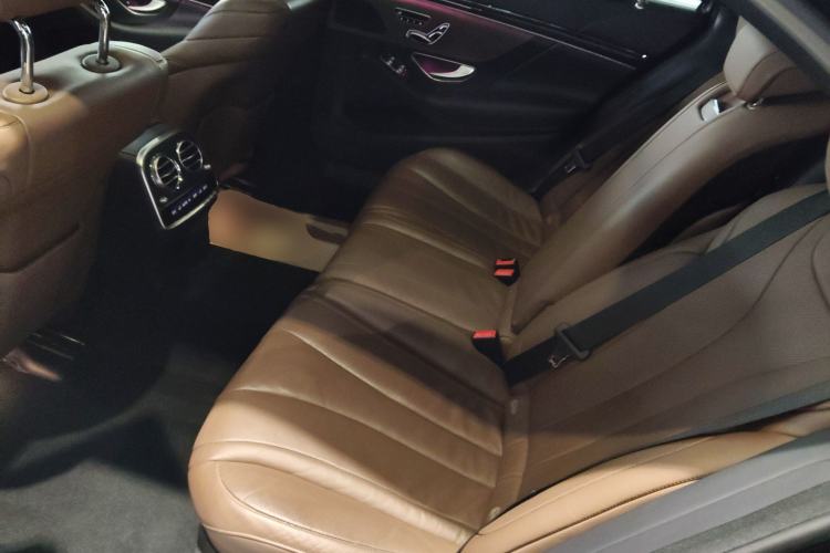 Used Mercedes-Benz S-Class 2020 S 350 L Business Class Ultimate Edition Left Rear Seat