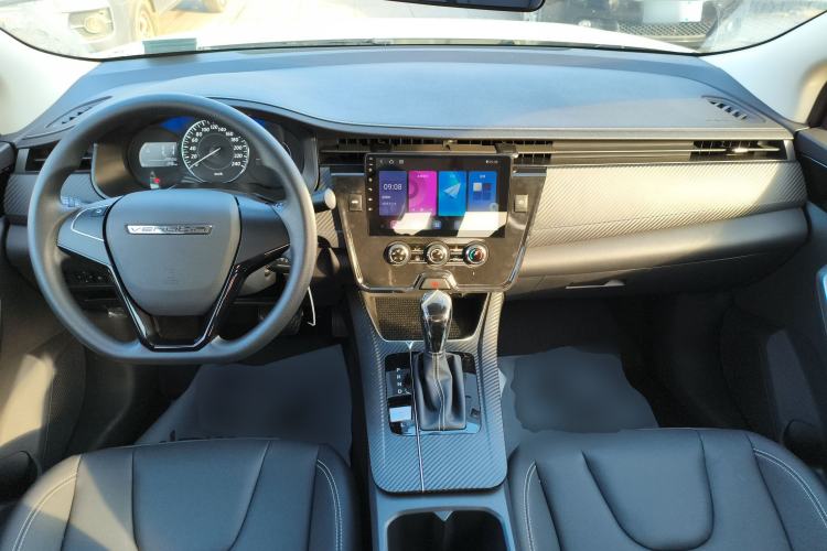 Used Venucia D60 2023 PLUS 1.6L XE CVT Trendy Edition