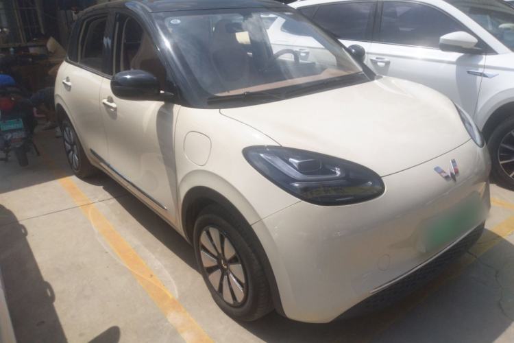 Used Wuling Bingo 2025 333 km Lingxi Connected Version Front Right 45 Deg