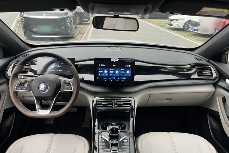 Used BYD Qin PLUS 2024 HONOR Edition DM-i 55KM Leading Model
