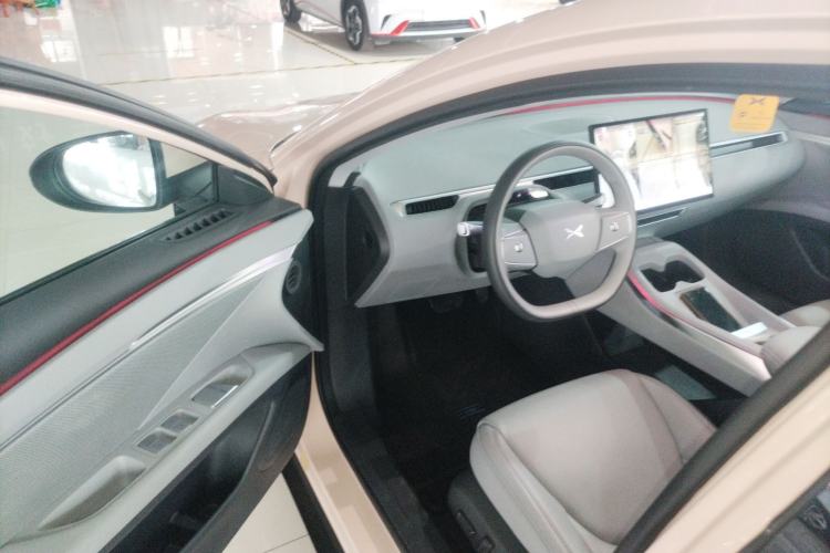 Used XPeng MONA M03 2024 620 with Ultra-Long Range Driver Seat