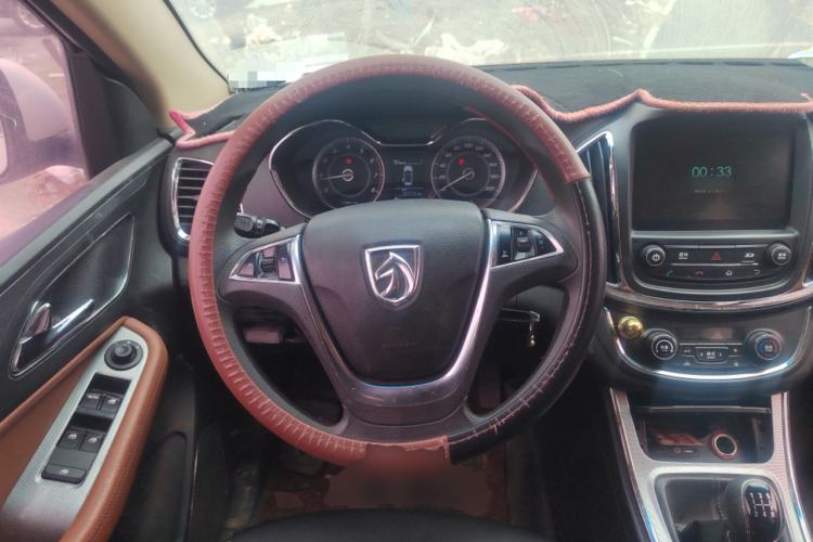 Used Baojun 560 2015 1.8L Manual Elite Edition
