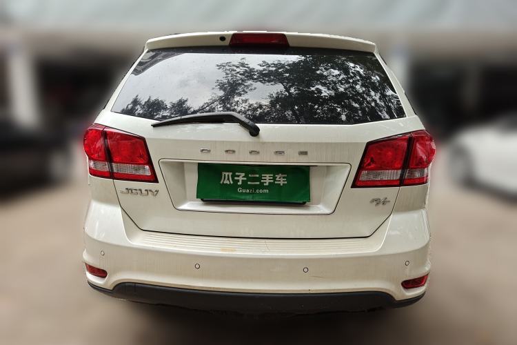 Used Dodge Journey 2013 2.4L Two-Wheel Drive Luxury Version