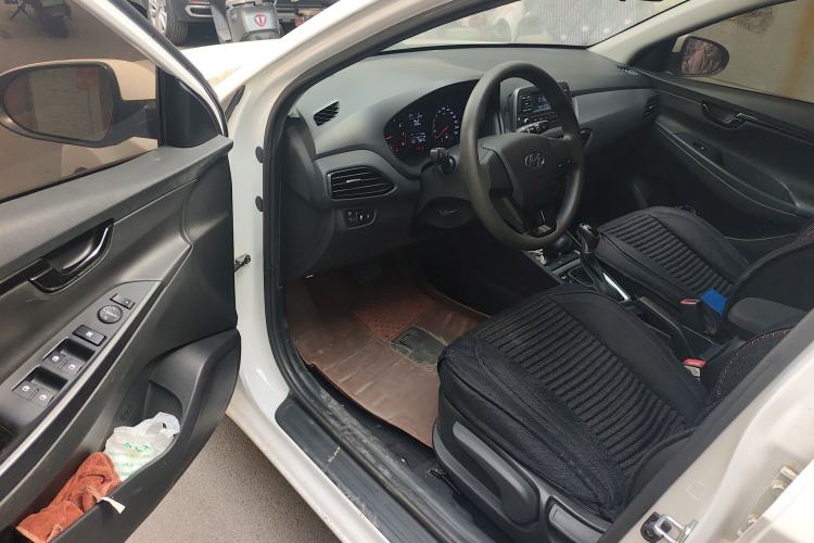 Used Hyundai Celesta 2018 1.6L Automatic GL Enjoyment Version China V Standard