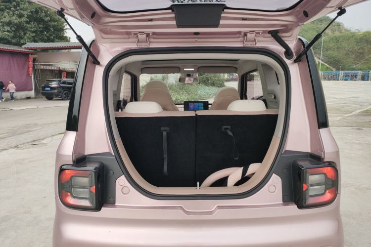 Used Geely Galaxy Panda 2023 Panda Mini 200km Dynamic Bear Trunk