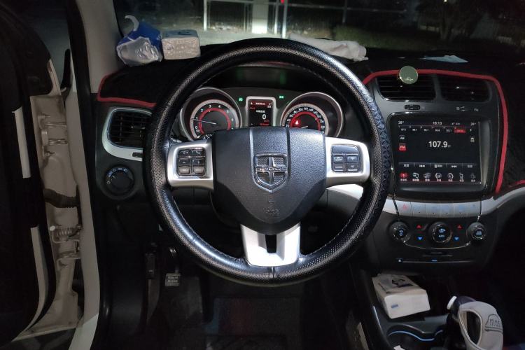 Used Dodge Journey 2014 2.4L Two-Wheel Drive Touring Edition