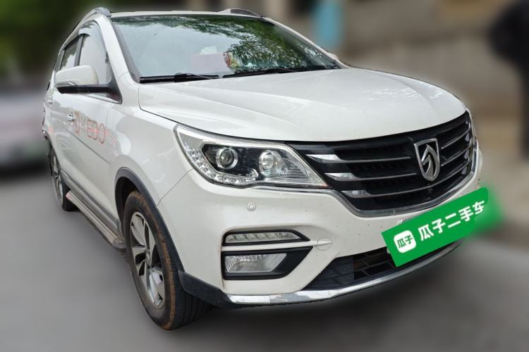 Used Baojun 560 2017 Rhythmic Edition 1.8L iAMT Prestige Model Front Right 45 Deg