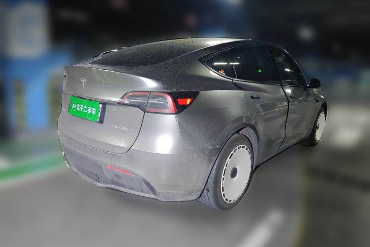 Used Tesla Model Y 2024 Rear-Wheel-Drive Version Rear Right 45 Deg