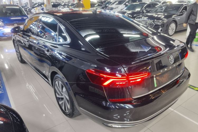 Used Volkswagen Passat New Energy 2020 430 PHEV Hybrid Luxury Edition China VI Standard Rear Left 45 Deg