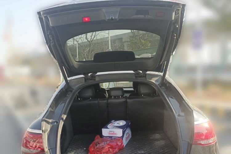 Used Mercedes-Benz GLC Coupe 2020 GLC 260 4MATIC Coupe SUV
