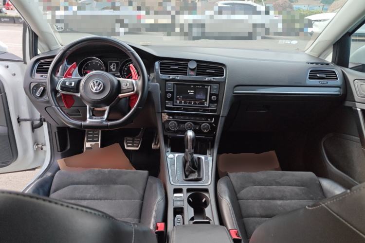 Used Volkswagen Golf 2018 230TSI Automatic Luxury Version