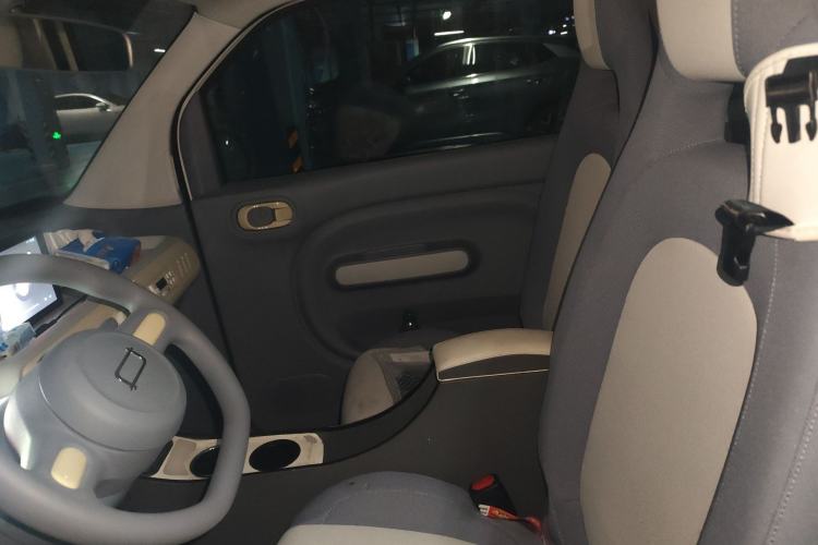 Used Bestune Pony 2024 122km range cute pony Left Front Seat