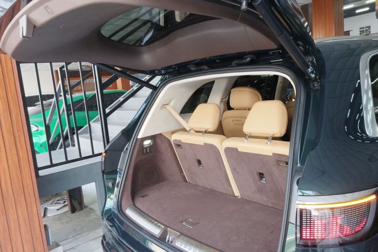 Used Hima AITO M8 2025 Extended-Range Ultra Version 53.4 kWh 6-Seater Edition