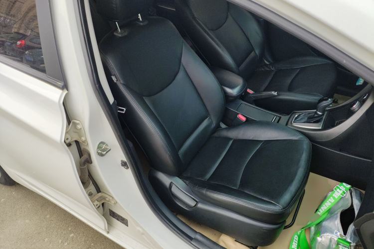 Used Hyundai Elantra (5th Generation / Langdong) 2012 1.6L Automatic Fashion Edition