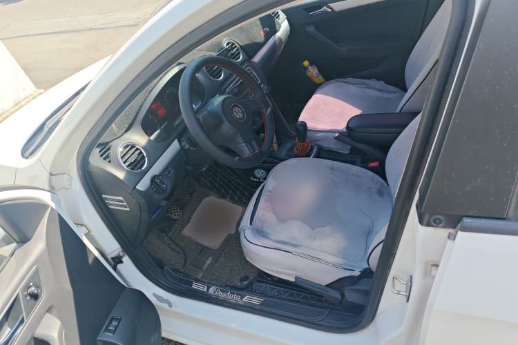 Used Volkswagen Jetta 2015 1.6L Manual Comfort Model