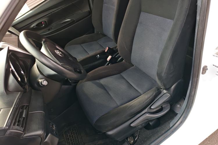 Used Toyota YARiS L Zhi Xuan 2016 Revised 1.3E Manual – Charming Edition