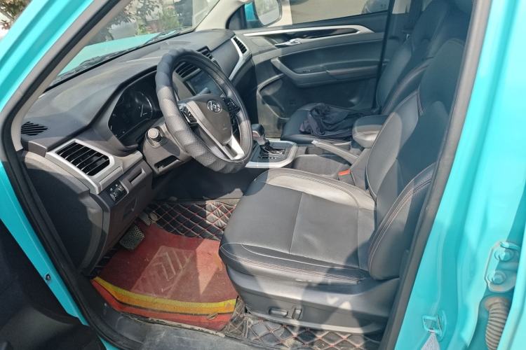 Used SAIC MAXUS T60 2017 2.0T Gasoline Automatic 4x4 High-Profile Luxury Standard Cab
