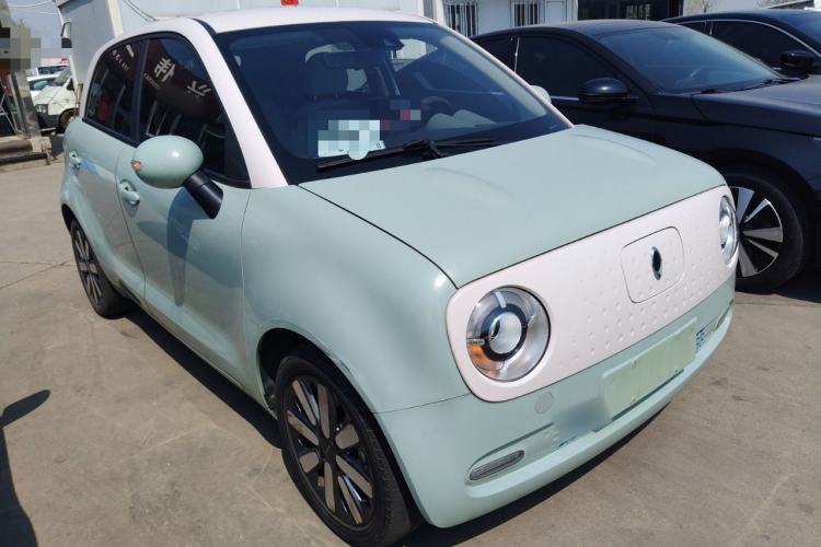 Used ORA Black Cat 2021 351 km Luxury Version Front Right 45 Deg