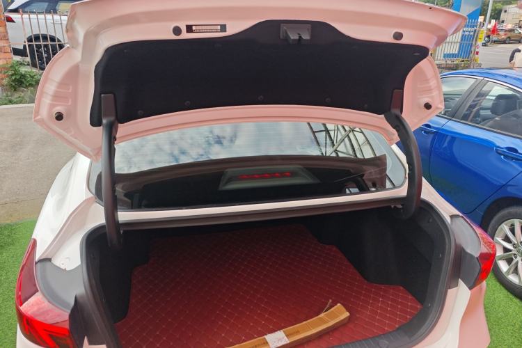 Used CHANGAN Eado 2022 PLUS Blue Whale NE 1.4T GDI DCT Prestige Edition Trunk