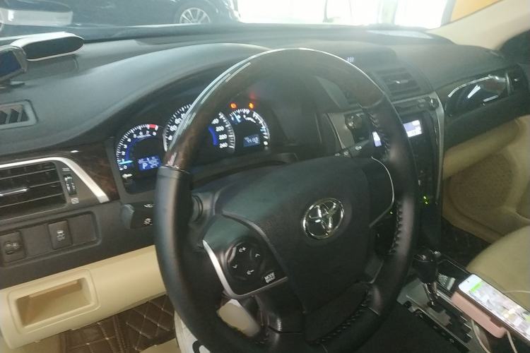 Used Toyota Camry 2015 2.0G Premier Edition