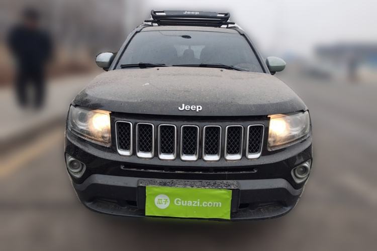 Used Jeep Compass 2013 2.0L two-wheel drive sport version
